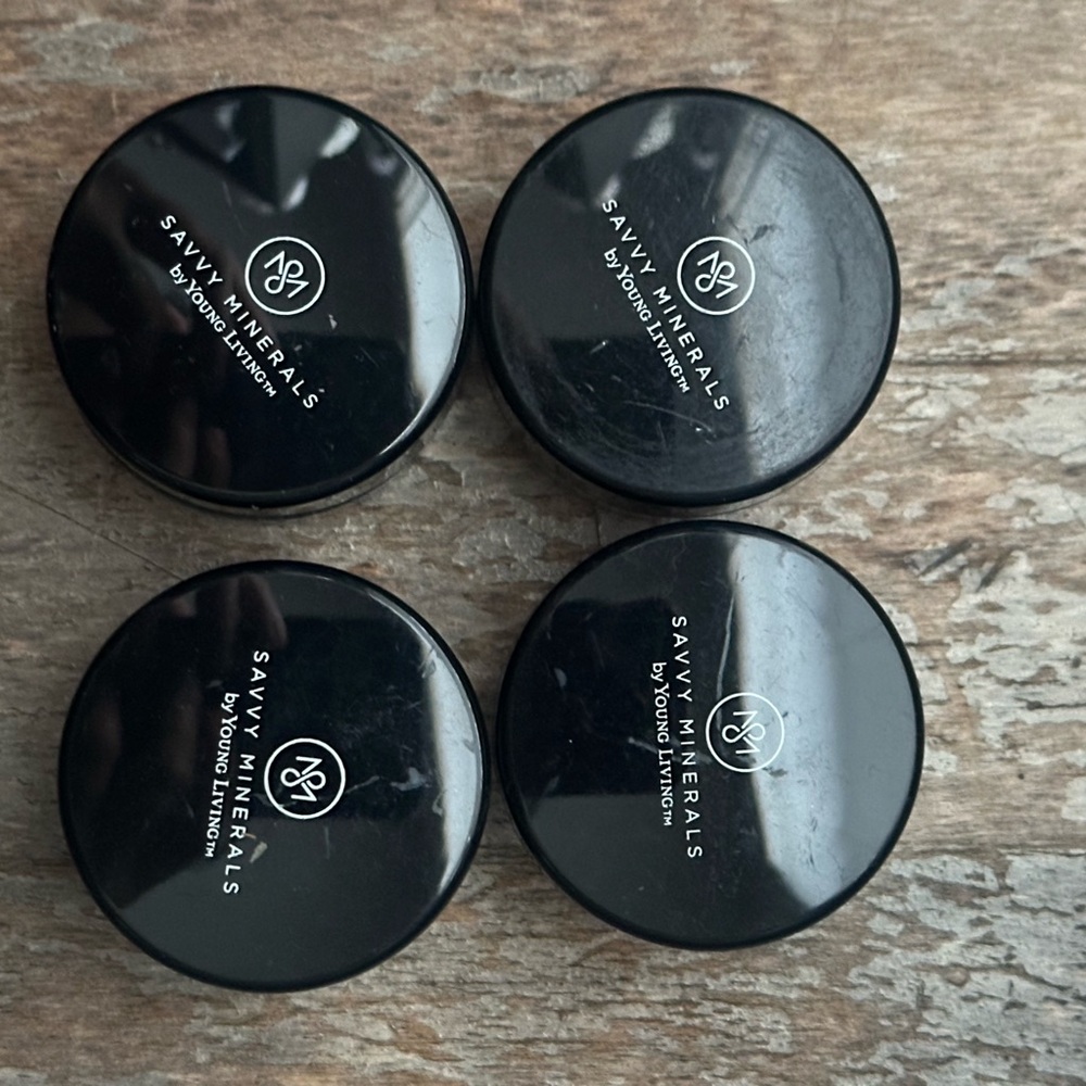 Savvy Minerals Makeup Set